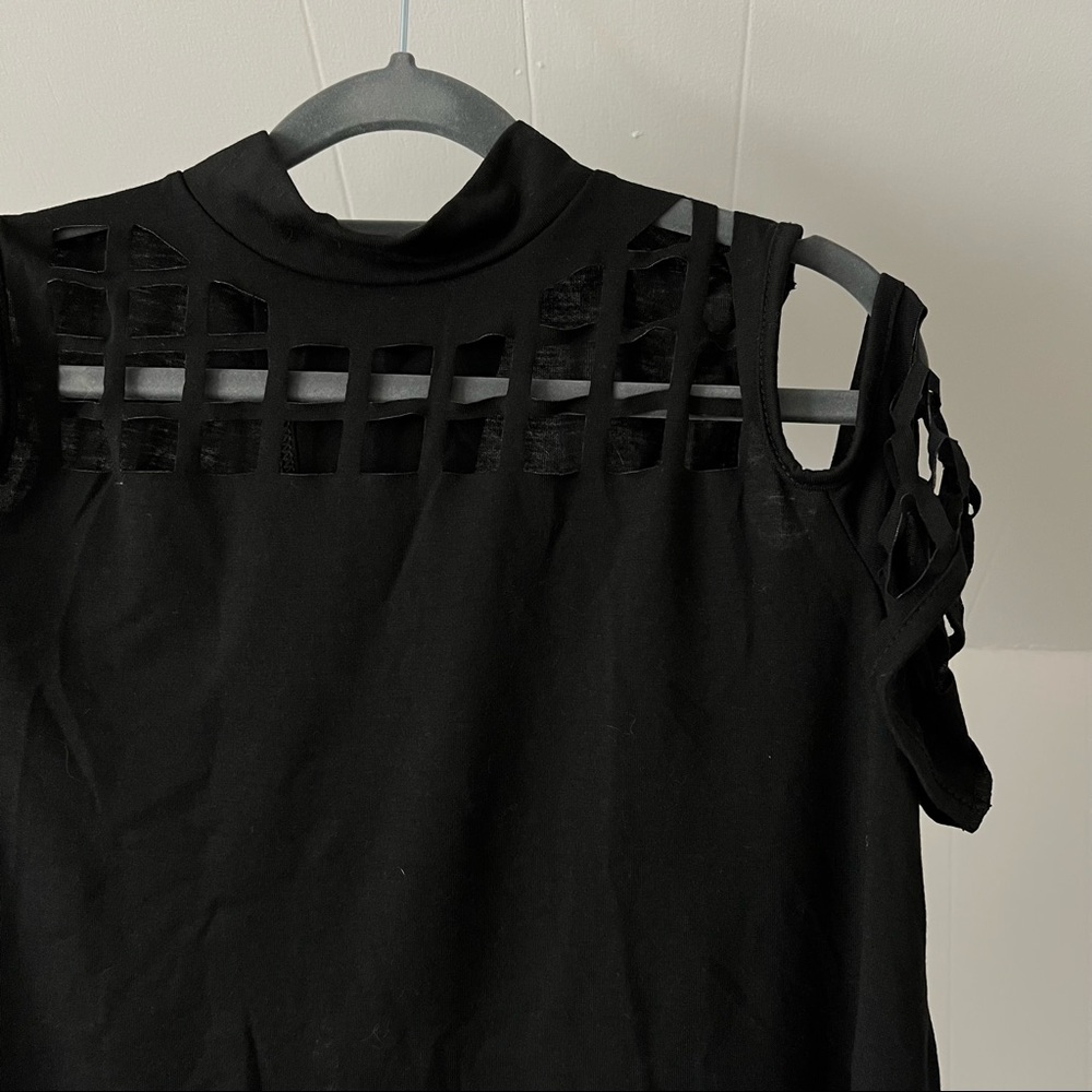 Black Cut-Out Cold-Shoulder Mock-Neck Top - Picture 2 of 4